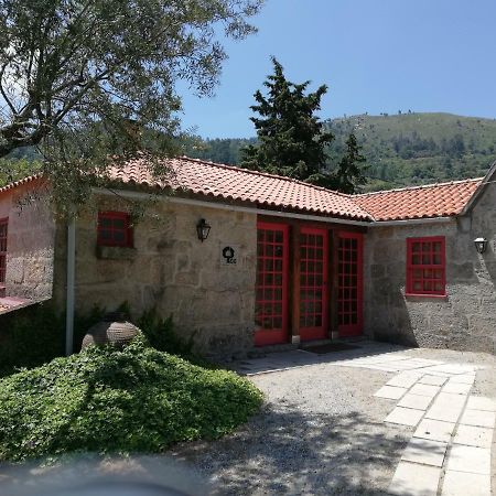 Gasthaus Casa Do Silverio Santa Cruz do Douro Exterior foto